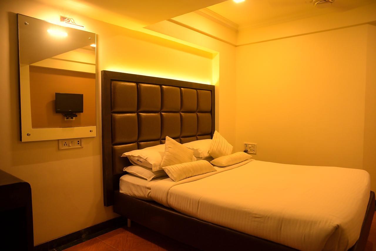 Hotel Heritage Dakshin Нави Мумбаи Экстерьер фото