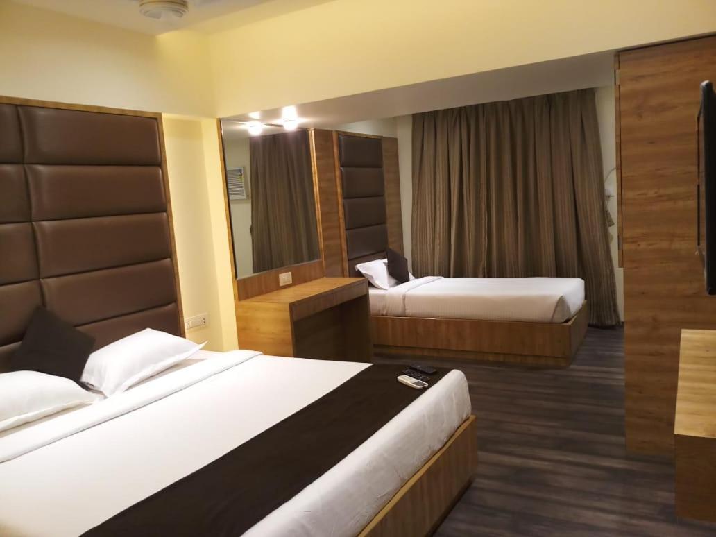 Hotel Heritage Dakshin Нави Мумбаи Экстерьер фото